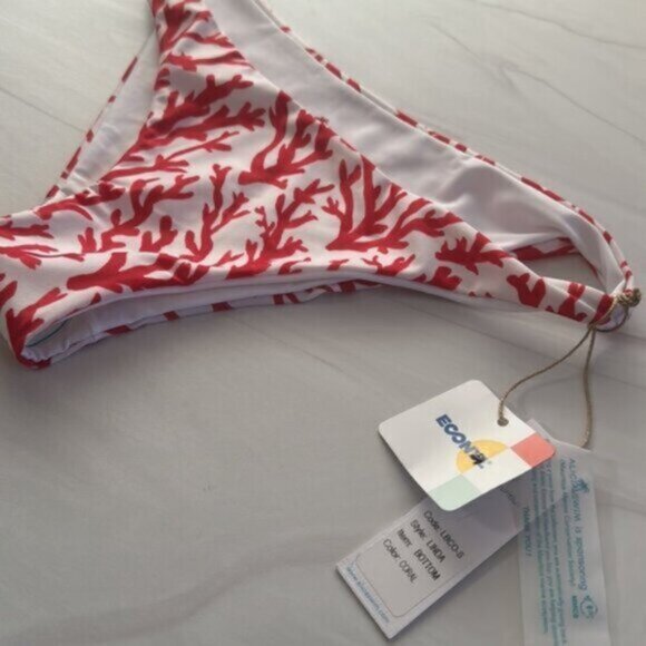 NWT Alicia Swim Women's White & Red Linda Coral Bottom Size Small - Picture 3 of 7
